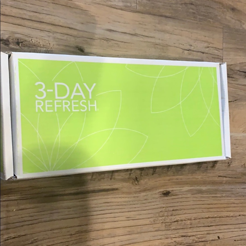 3 Day Refresh